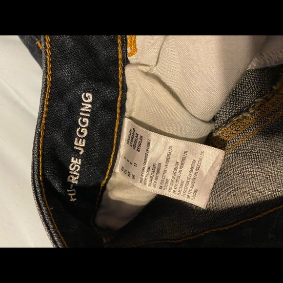 Dark wash distressed high rise jegging STRETCH - Picture 2 of 3